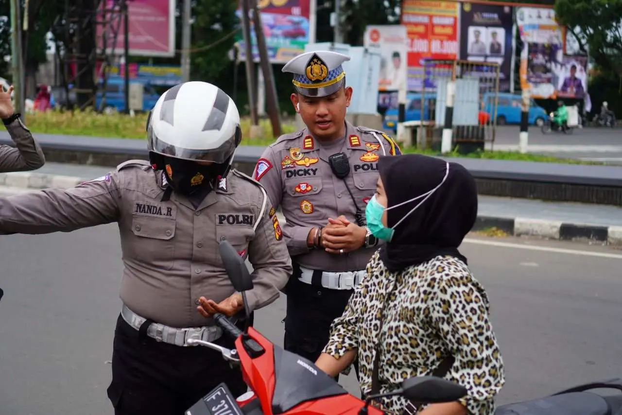 Jalankan Instruksi Kapolri, Ini Cara Unik Sat Lantas Polres Bogor Tindak Pelanggar Lalu Lintas