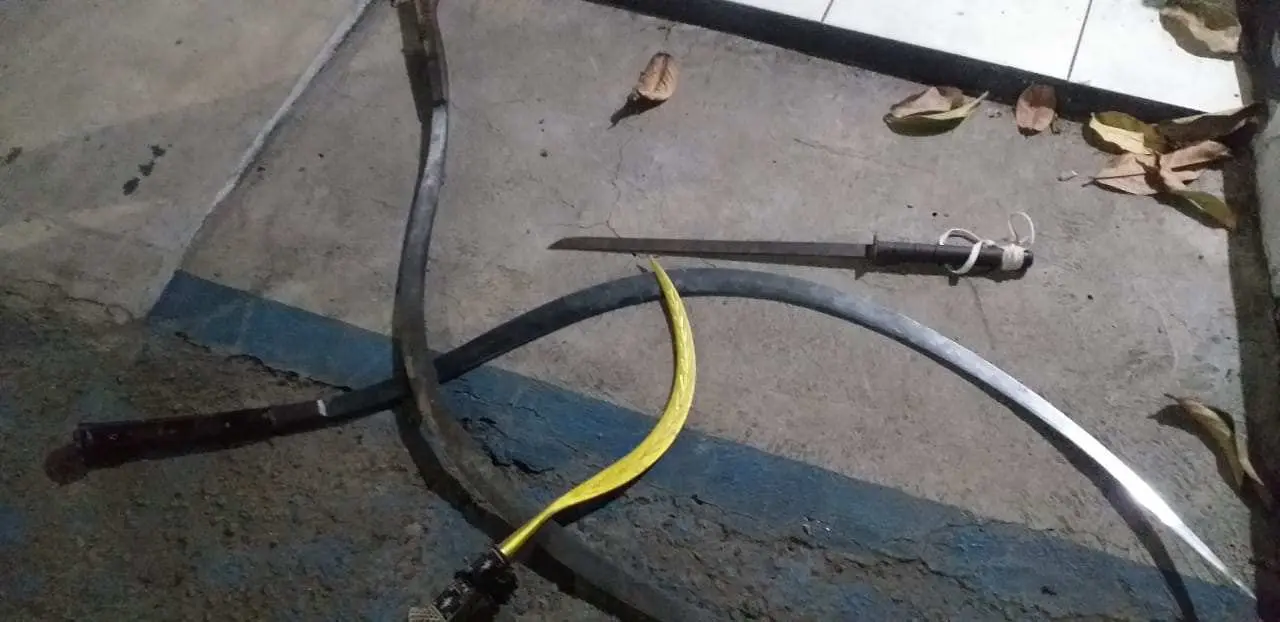 Tawuran Bawa Senjata Tajam Jenis Pedang dan Celurit, 17 Pemuda Digelandang ke Mapolsek Citeureup