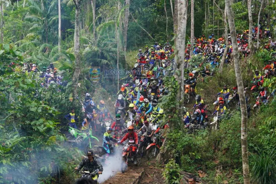 Buka Event Trail Adventure JAK#2 2022, Bupati Agus Istiqlal Apresiasi Kreativitas Pemuda Pesisir Barat