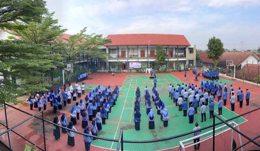 Muspika Bojonggede Laksanakan Upacara Harkitnas ke-114 di SMAN 1 Bojonggede
