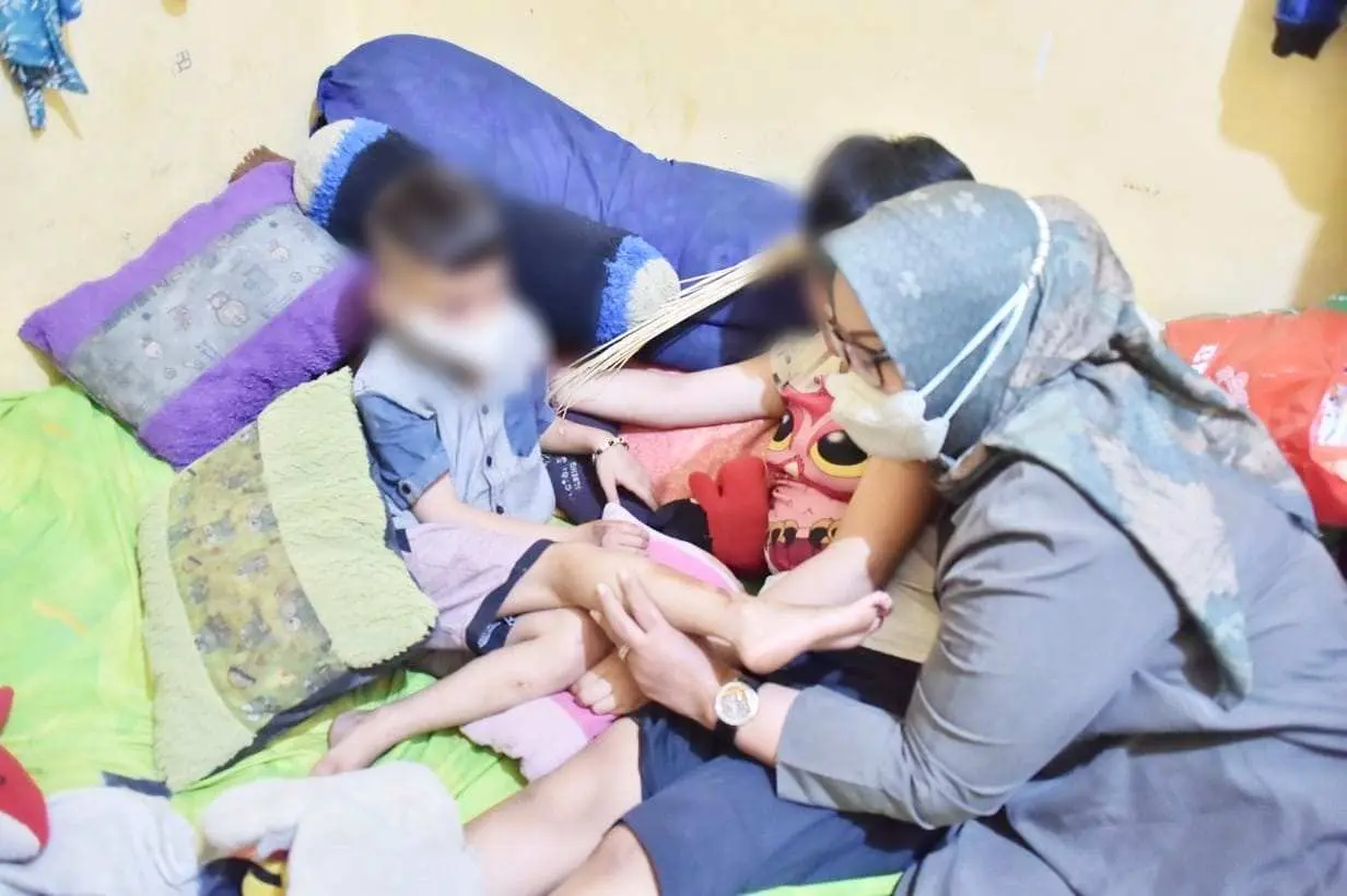 Kunjungi Bocah Korban KDRT di Bojonggede, Ade Yasin Janjikan Tempat Tinggal Baru