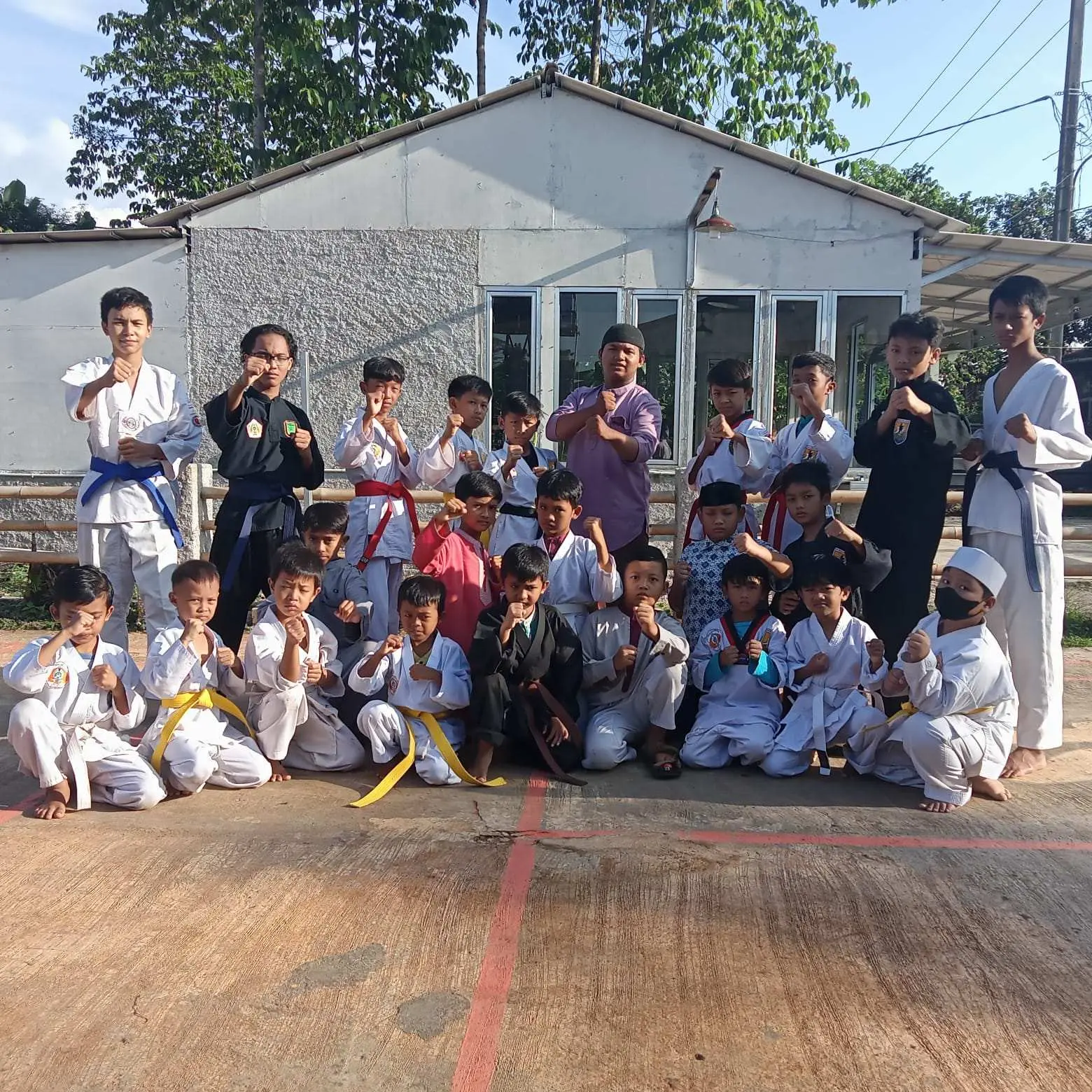 30 Santri Skoba Madani Siap Harumkan Bogor di Kejurnas Silat Piala Menpora dan DPRD Banten