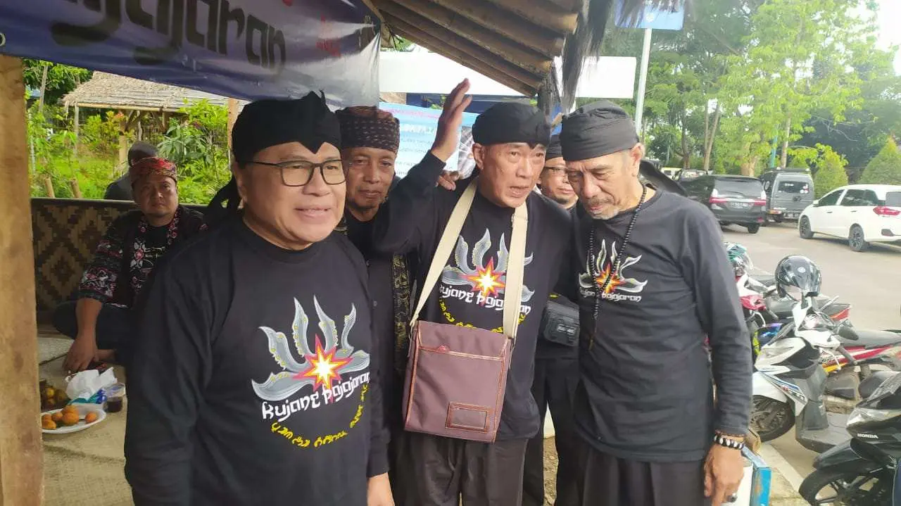 Bertemu Budayawan Sunda, Rizal Ramli Bahas Kujang hingga Diminta Nyapres di 2024