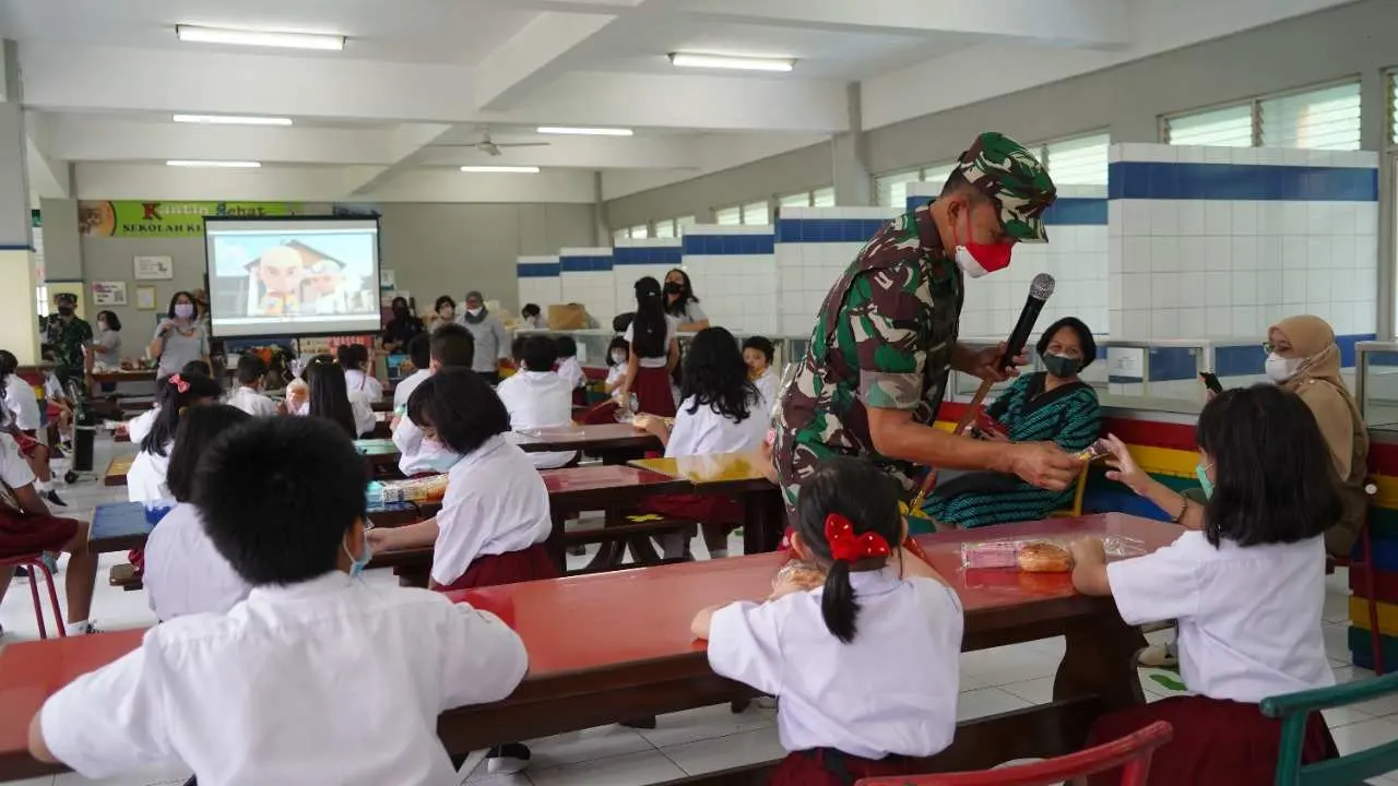 Vaksinasi Covid-19 Gelaran Korem 061/Sk Sasar Anak SD Kesatuan Kota Bogor
