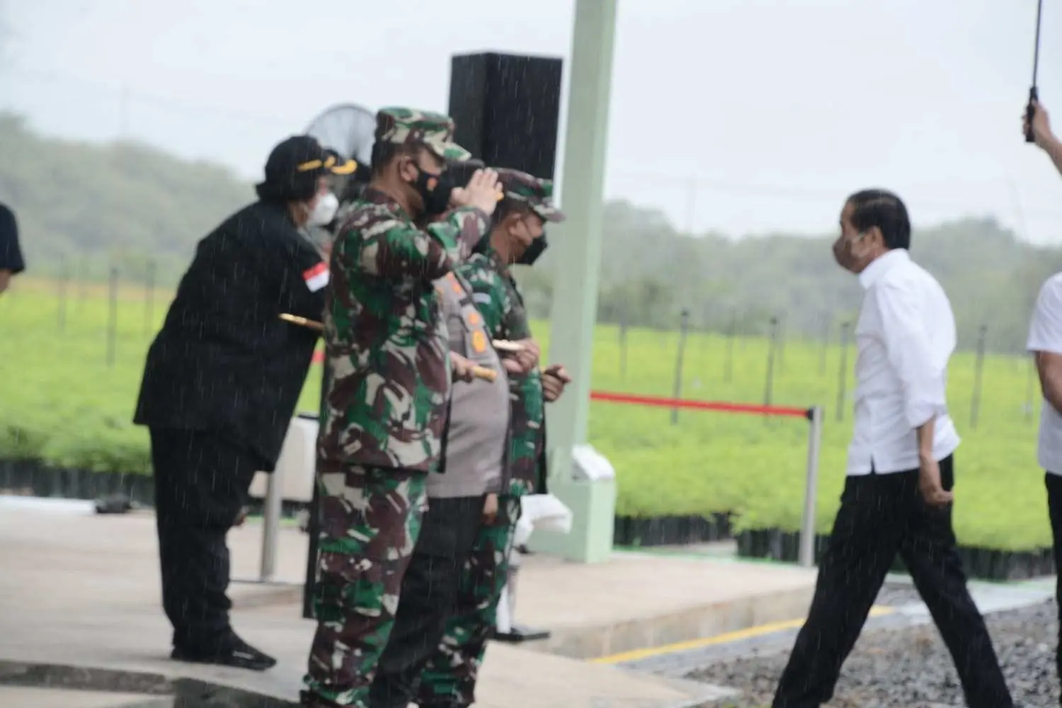 1.548 Personil TNI-Polri Dikerahkan untuk Pengamanan Kunjungan Presiden Jokowi dan Duta Besar di Rumpin