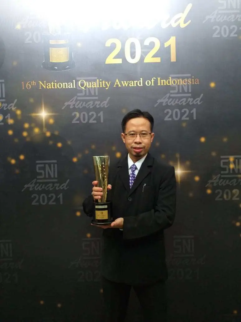 LPI Dompet Dhuafa Raih Tropi Perak pada Ajang Penghargaan SNI Award 2021