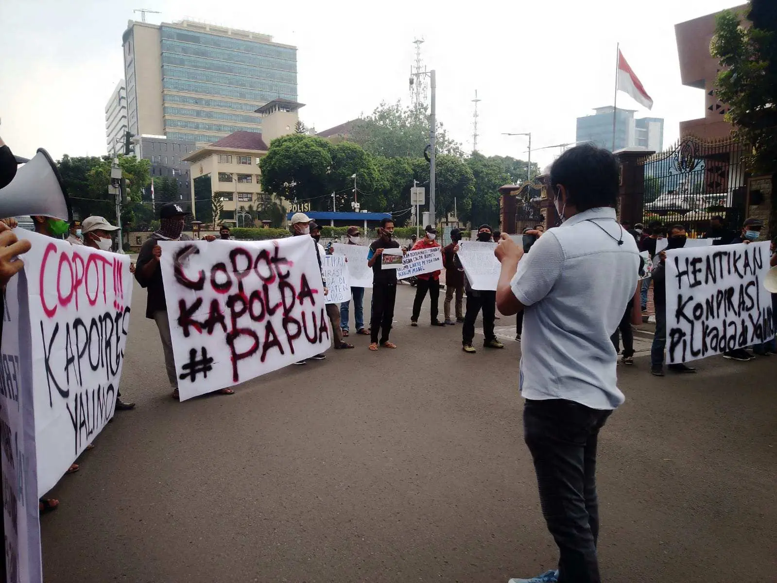 Demonstran Minta Mabes Polri Hentikan Dugaan Intervensi Polda Papua