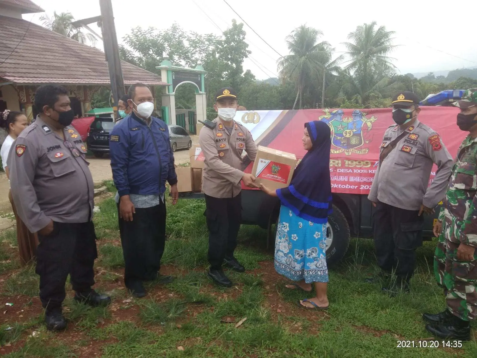 AKABRI 99 Berikan Bantuan Bagi Masyarakat Terdampak Angin Punting Beliung di Cibinong