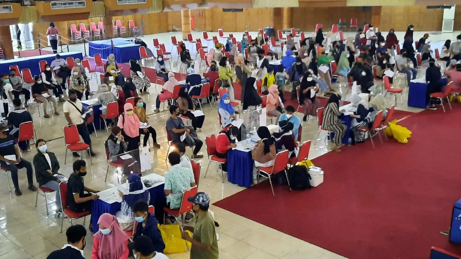 Serbuan Vaksinasi Kolaborasi Lanud Atang Sendjaja dan IPB, 1.450 Orang Tervaksinasi Dosis Kedua