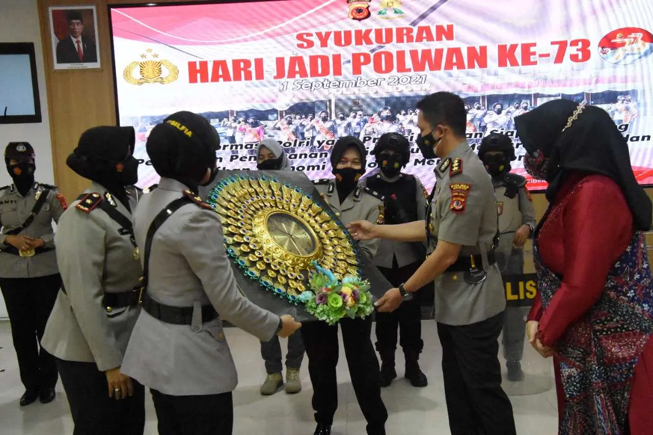 Momen HUT ke-73, Polwan Polres Bogor Gelar Upacara Secara Virtual dan Syukuran