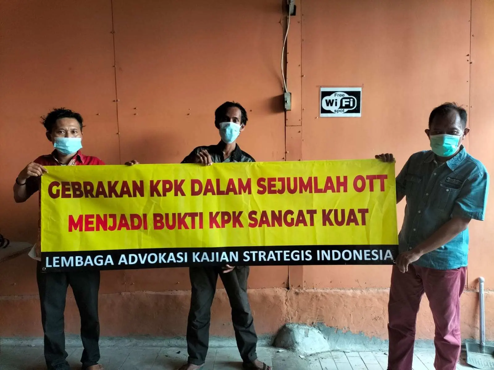 Gebrakan dalam Sejumlah OTT Menjadi Bukti KPK Sangat Kuat