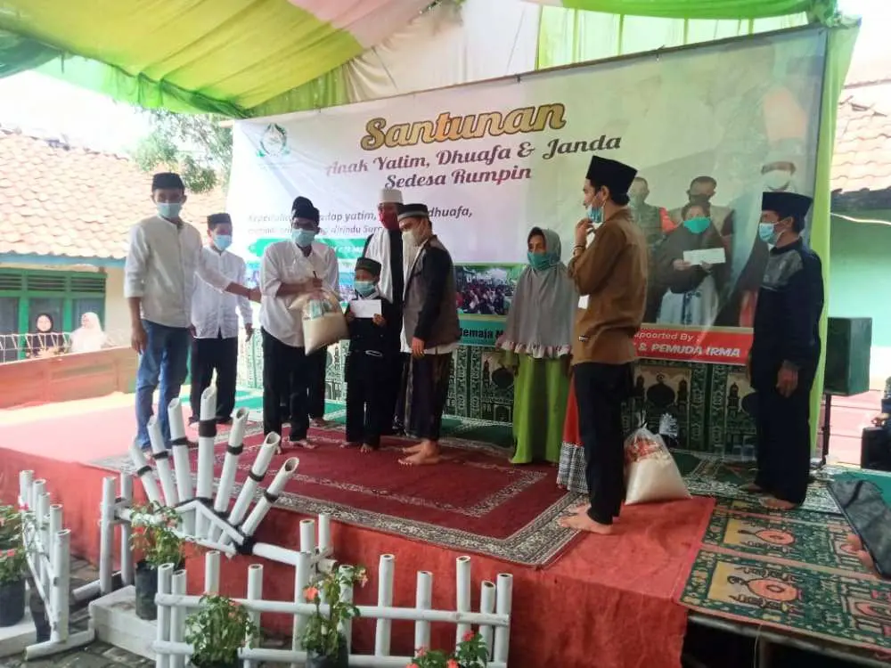 Peduli dan Berbagi di Tengah Pandemi, Irma Desa Rumpin Santuni Ratusan Yatim dan Dhuafa