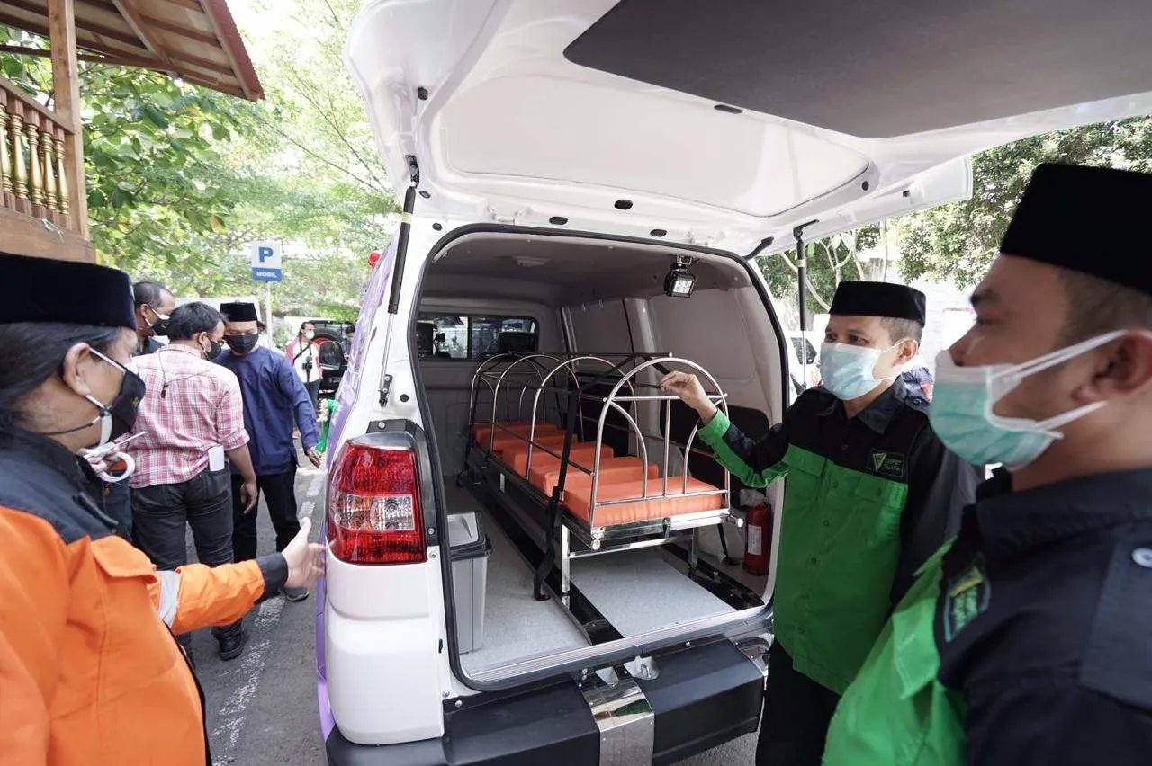 Tingkatkan Pelayanan di Tengah Pandemi, Apache Bikers Community Bersama Dompet Dhuafa Hadirkan Mobil Jenazah