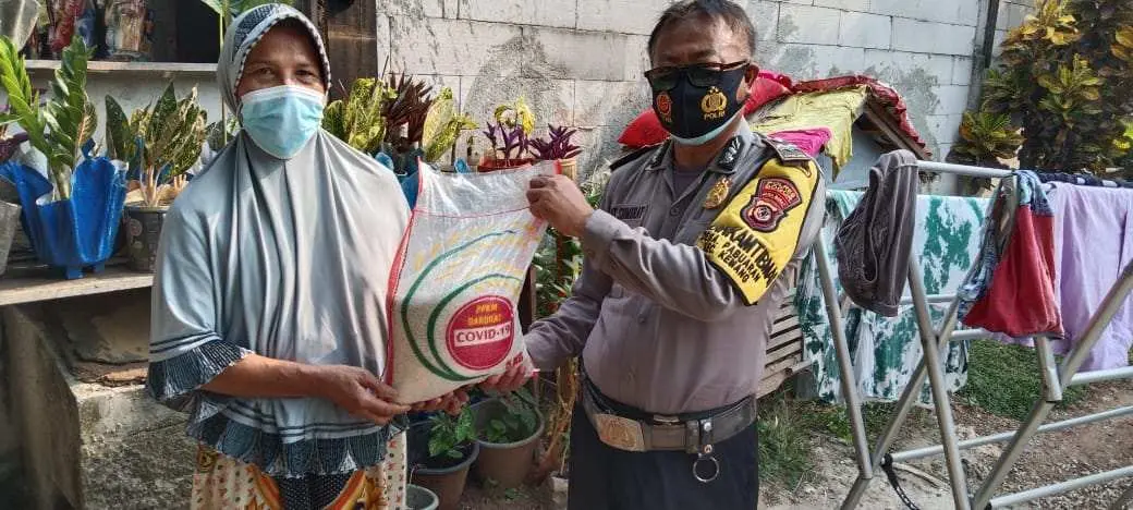 Polres Bogor Salurkan Paket Bansos Presiden ke Seluruh Polsek Jajaran