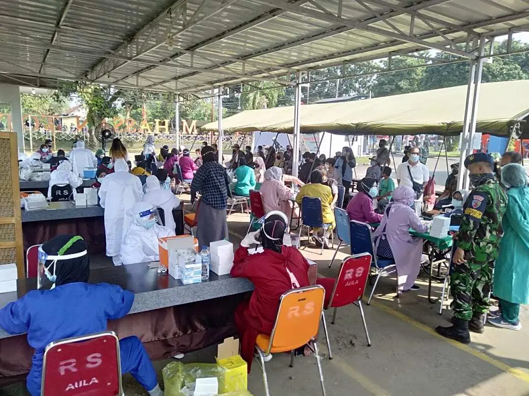 Animo Masyarakat Ikut Vaksinasi Covid-19 di RSAU dr. M. Hassan Toto Bogor Makin Meningkat