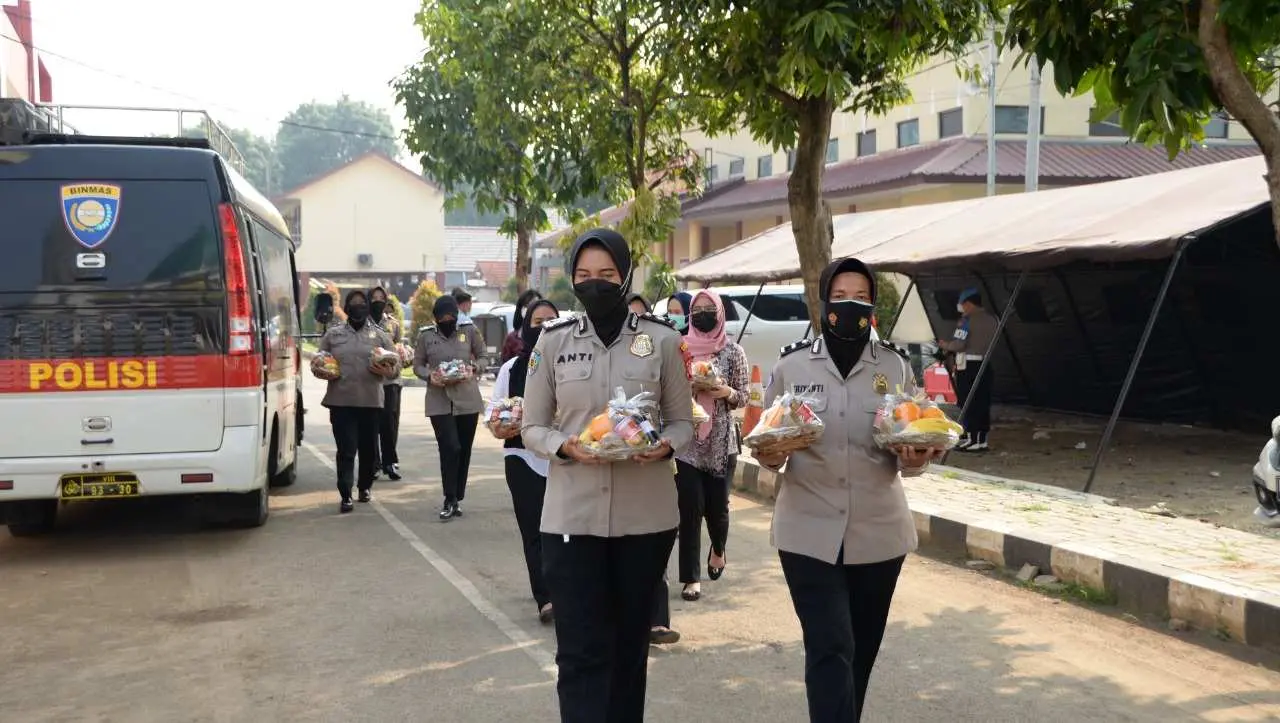 Peduli Perjuangan Nakes, Ini yang Dilakukan Polwan dan Pengurus Cabang Bhayangkari Polres Bogor