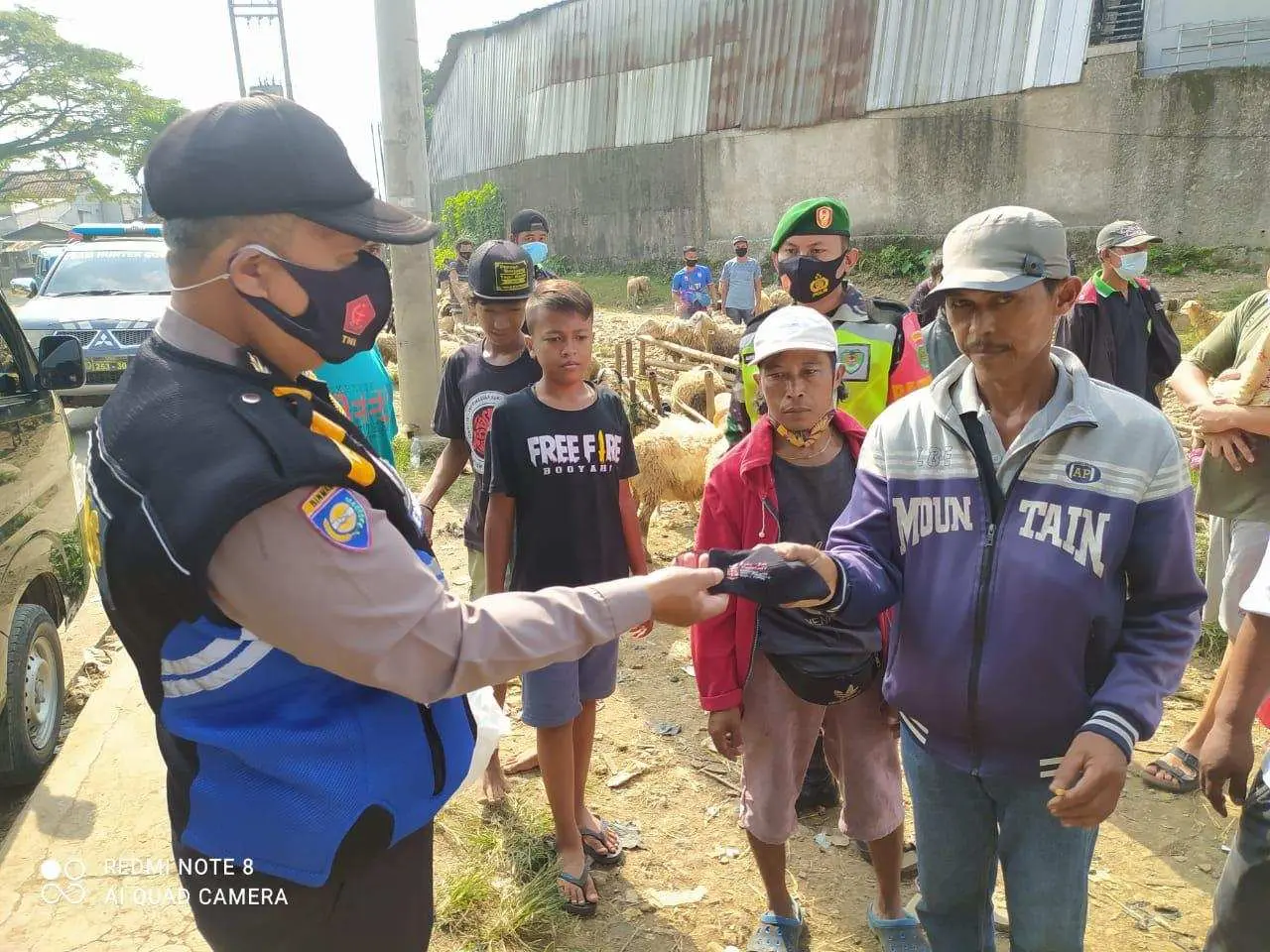 Polsek Ciampea Gencar Himbau Masyarakat Terapkan Prokes