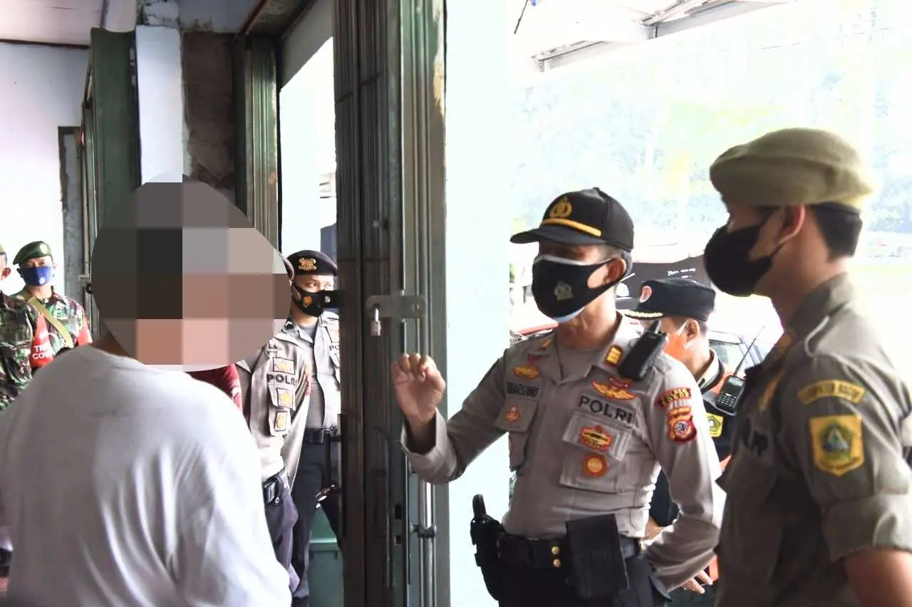 Langgar PPKM Darurat, Sejumlah Rumah Makan di Bogor Ditindak Tim Satgas Covid-19