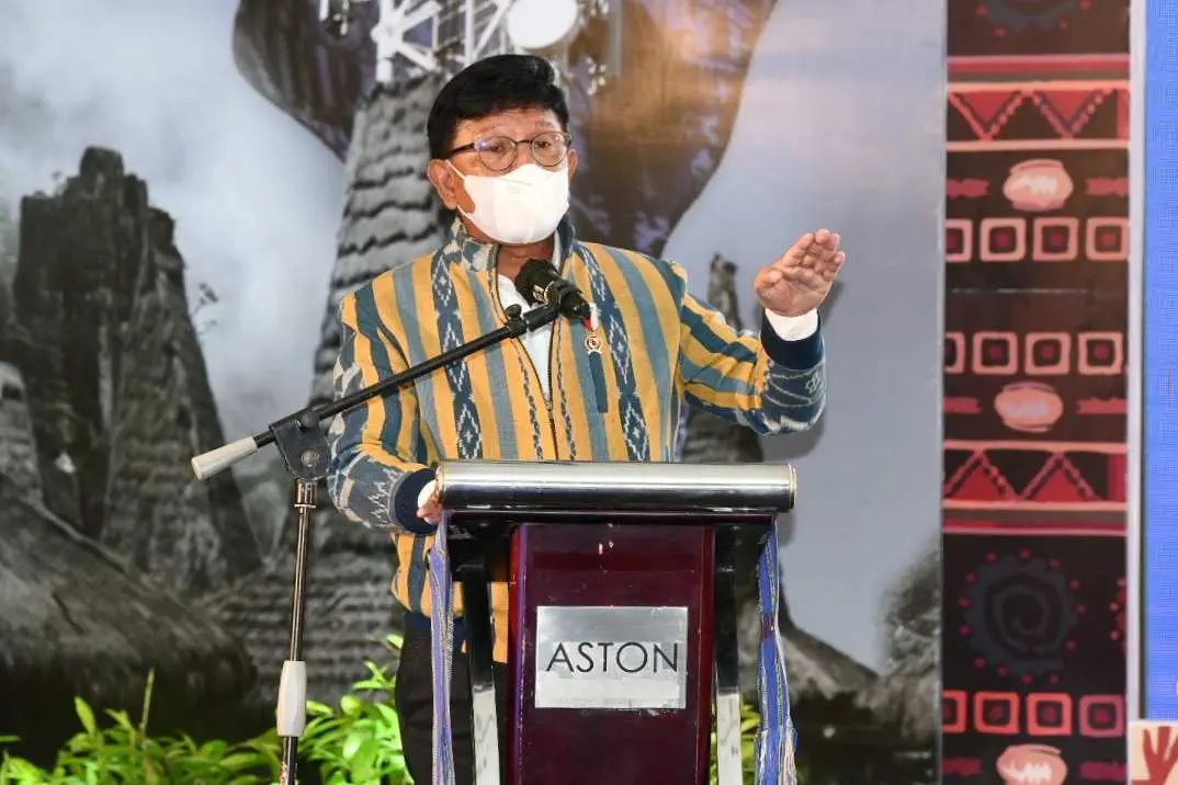 Percepat Bangun 421 BTS di NTT, Menkominfo Minta Dukungan Penuh Pemda