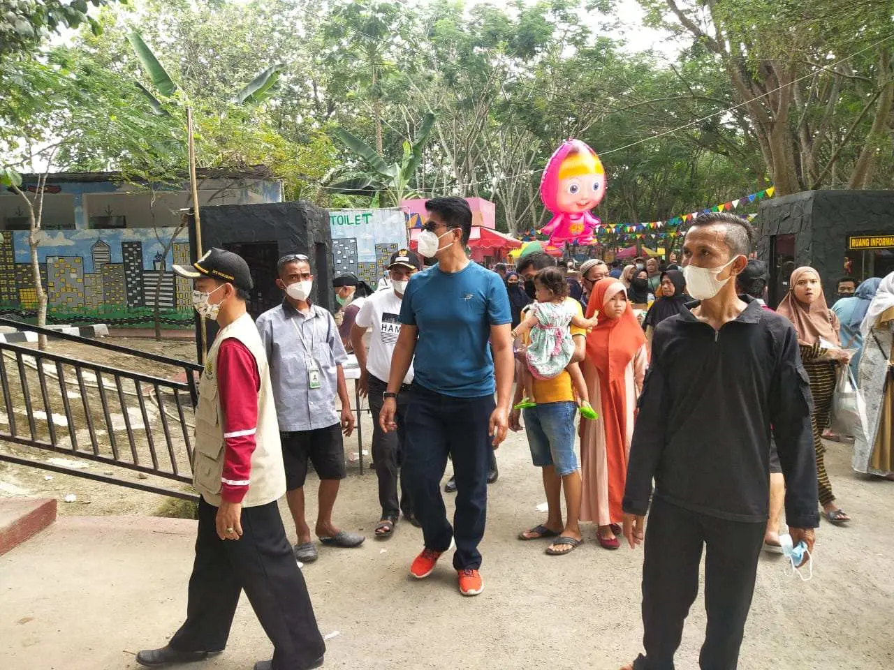 Sejumlah Tempat Wisata Dipadati Pengunjung, Camat Parung Tutup Sementara Satu Lokasi Wisata