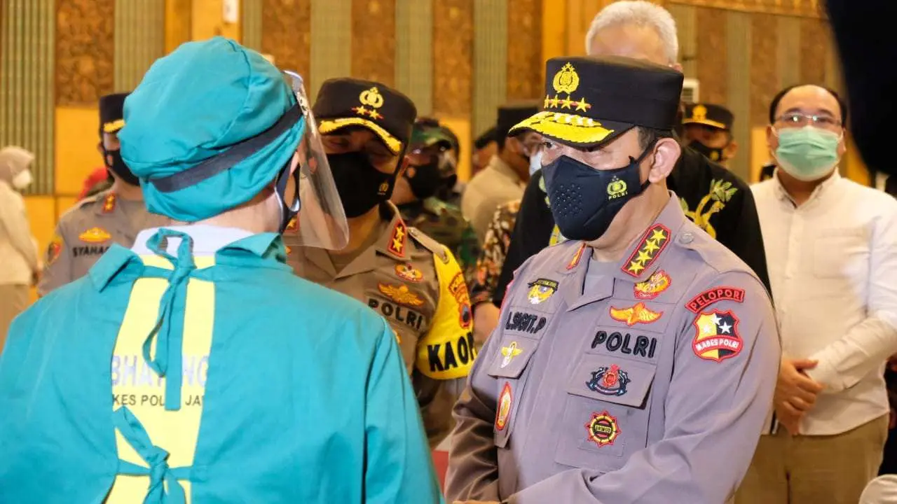 Curhat Warga ke Kapolri Setelah Divaksin, Kami Senang dan Atusias Setelah Menunggu Setahun