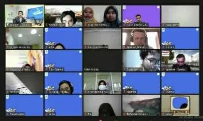 Lihat Keseruan Online English Camp Jampang