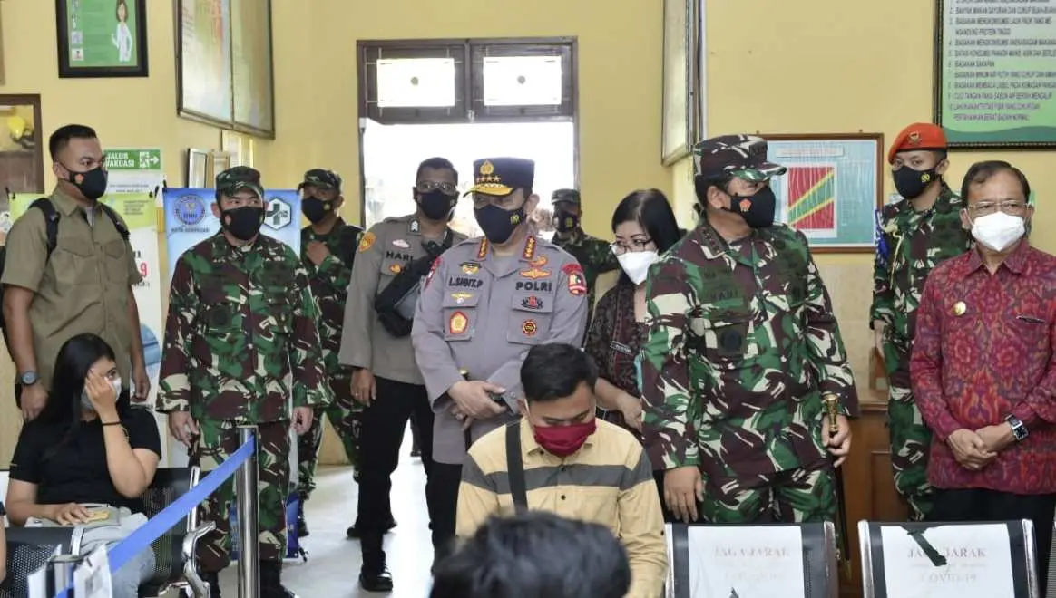 Bangkitkan Sektor Pariwisata Bali, Kapolri Instruksikan Vaksinasi Dipercepat