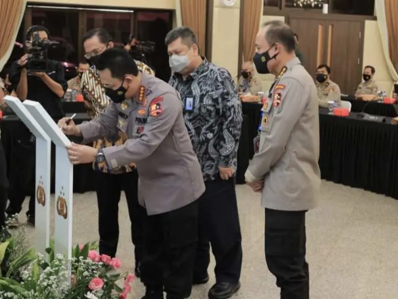 Wujudkan Transparansi, Kapolri Launcing Aplikasi Dumas Presisi