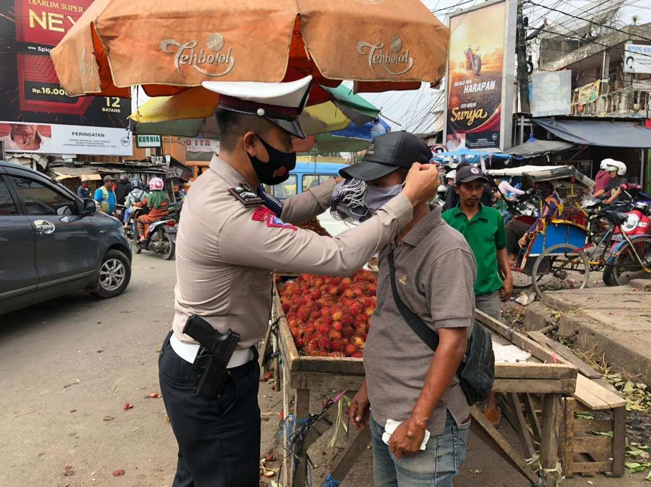 4 Hari, Polda Banten Telah Bagikan 247.985 Masker ke Masyarakat
