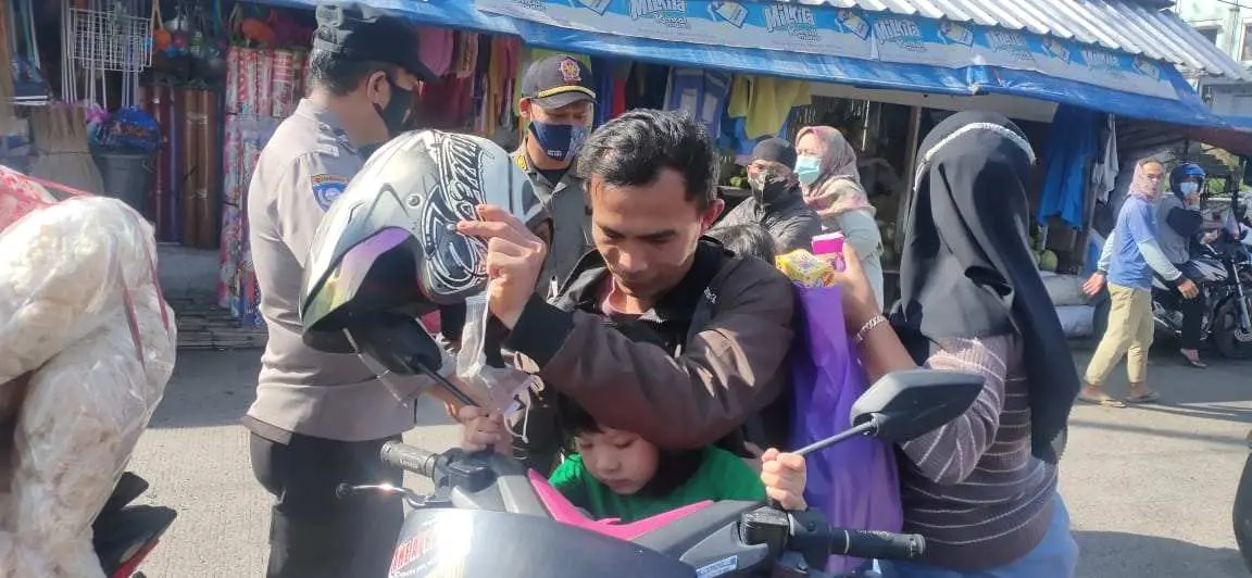 Operasi Yustisi Satgas Covid-19 Cisarua Tindak Para Pelanggar Prokes