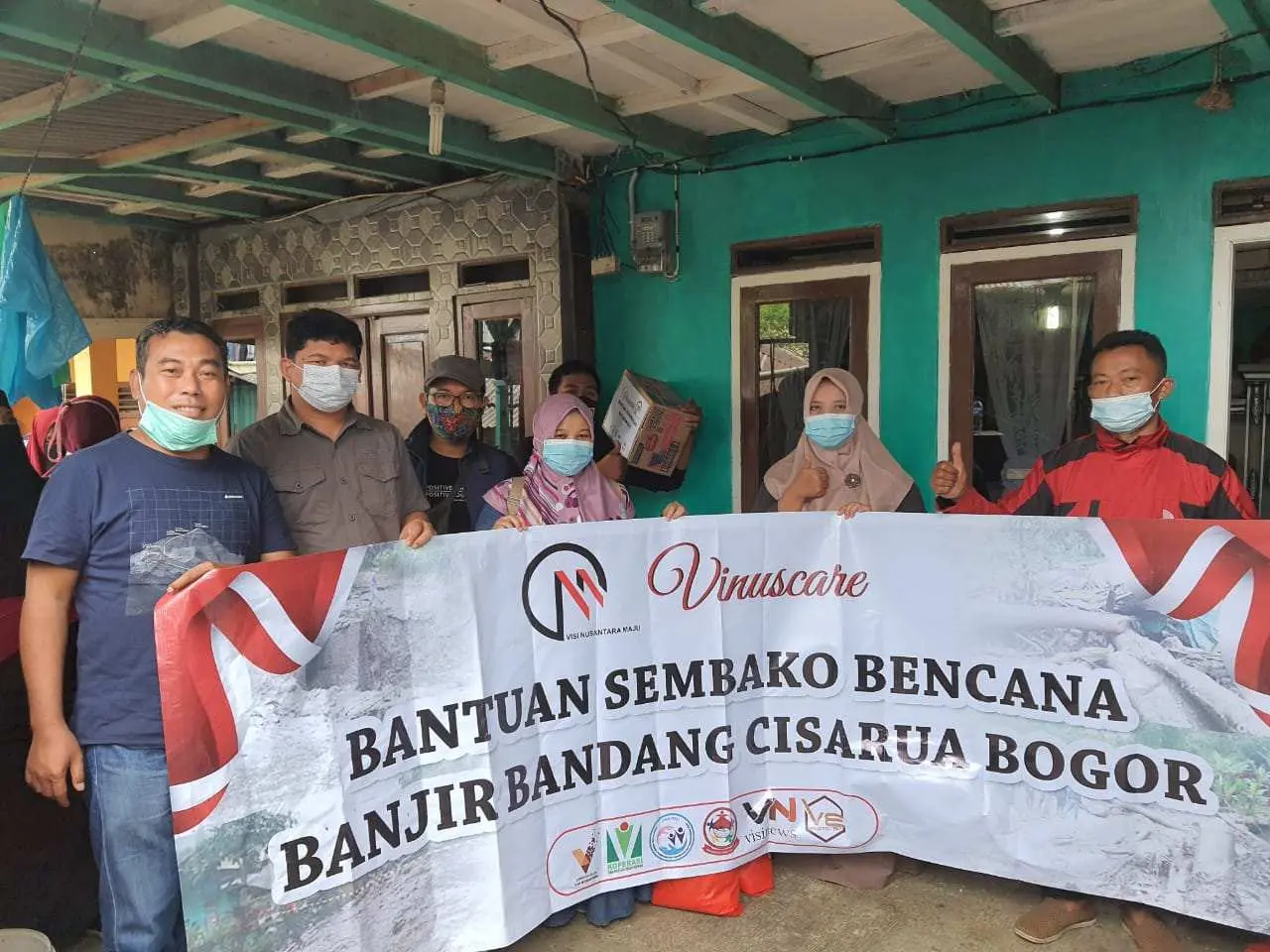 200 Paket Bantuan Vinus Care untuk Korban Banjir Bandang