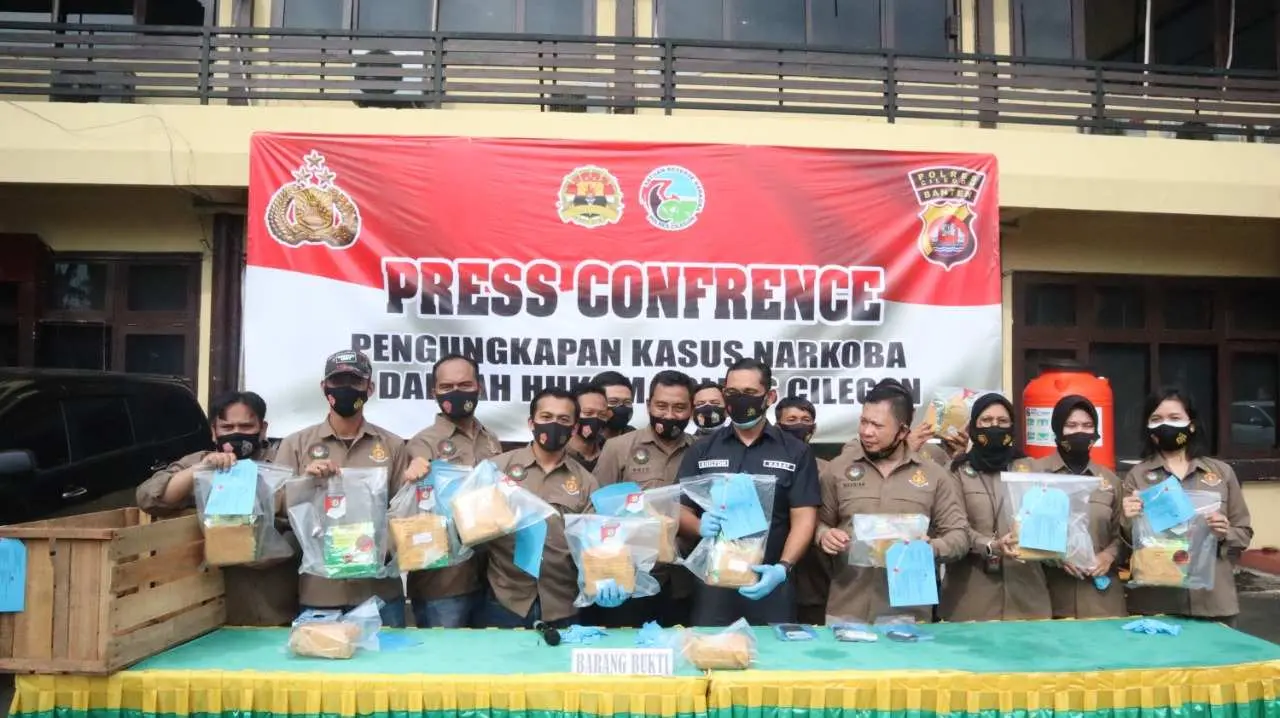 Bongkar Sindikat Narkotika Asal Sumatera, Polres Cilegon Amankan 13,8 Kg Barang Bukti Jenis Sabu