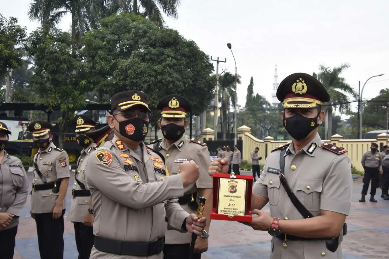 4 Kapolsek Jajaran Polres Bogor Diserahterimakan