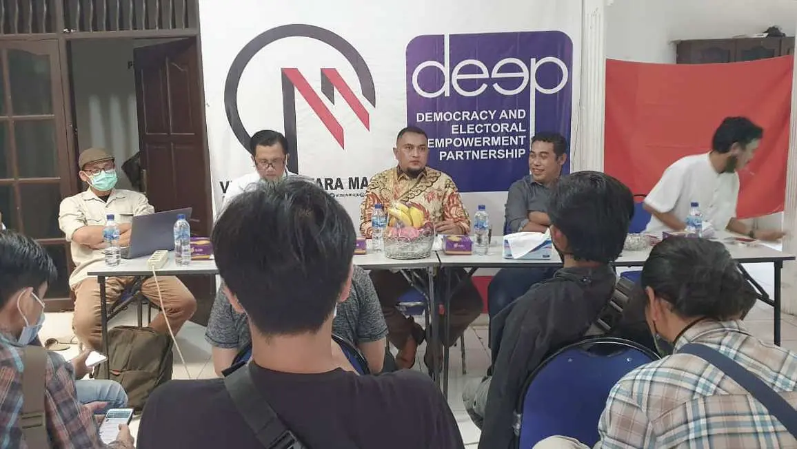 Diskusi Media Tentang Catatan 2 Tahun Kinerja Ade Yasin – Iwan Setiawan
