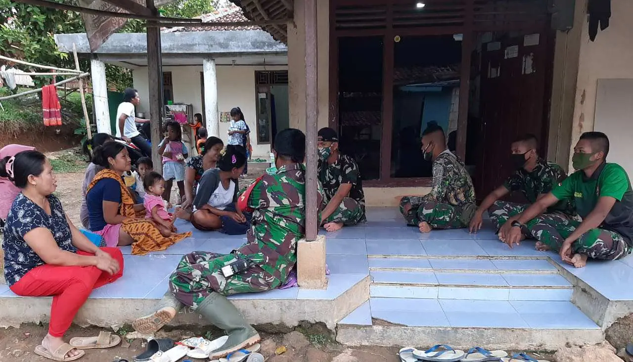 Di Penghujung TMMD ke-109, Warga Senang Kebersamaan dengan Prajurit TNI Terjalin Erat