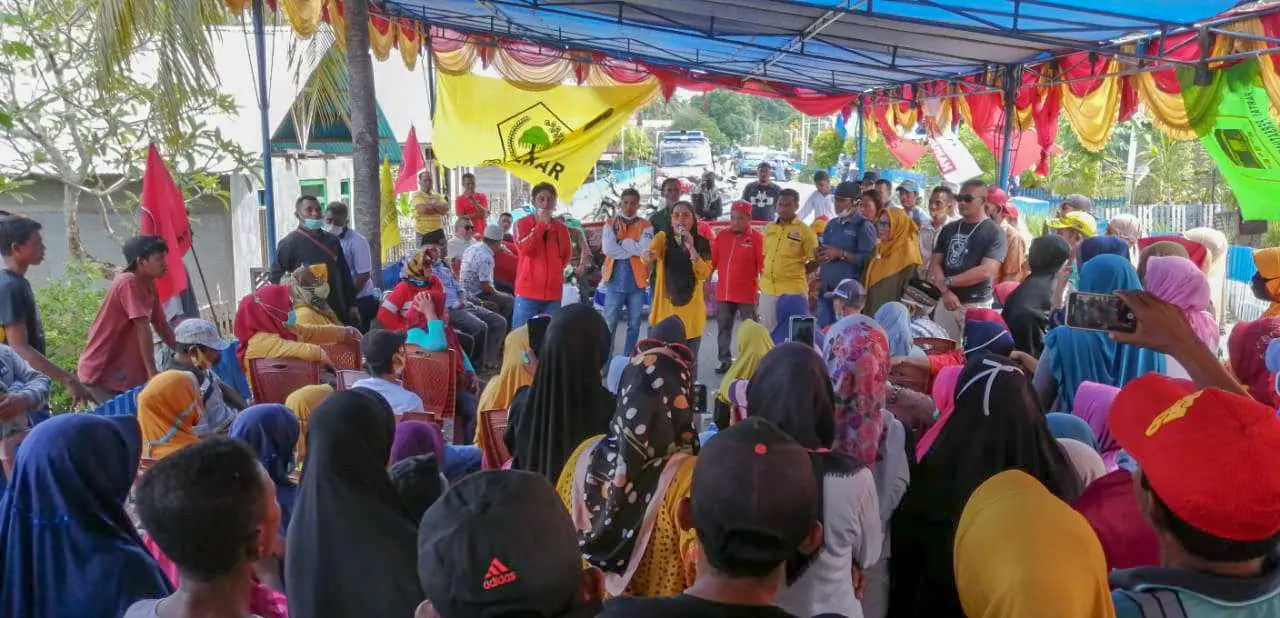 Kampanye di Desa Wailau, Paslon FAM-SAH Prioritas Kembangkan Komoditas Halua Kenari