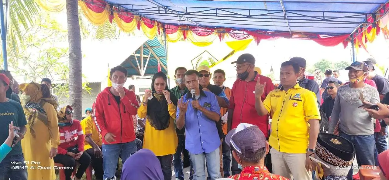 Tim Pemenangan HT-Umar Desa Wailau Alihkan Dukungan untuk Menangkan Paslon FAM-SAH
