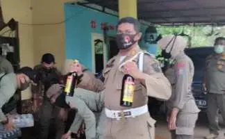 Gelar Operasi Pekat, Satpol PP Kab. Bogor Sita Ratusan Botol Miras