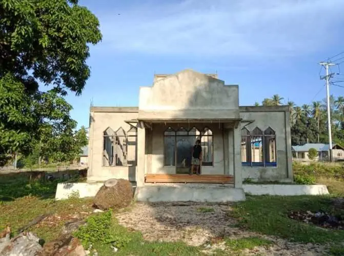 Telan Anggaran Ratusan Juta Rupiah, Mushola Capalulu Malah Terlihat Seperti Bangkai Tak Terurus