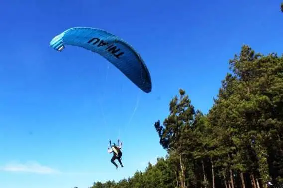 Danlanud JB Soedirman Tinjau Area Ordirga Paralayang di Bukit Watu Kumpul Banyumas