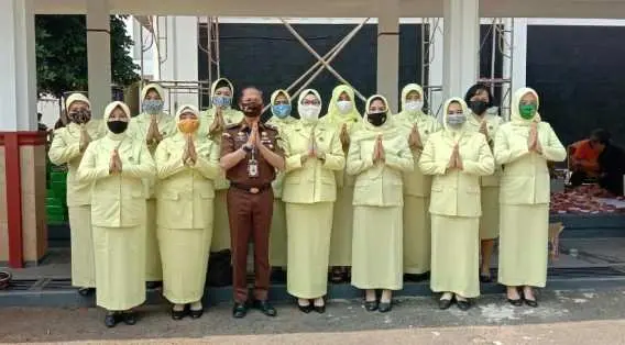 Badiklat Kejaksaan Salurkan 850 Paket Daging Qurban ke Warga Terdampak Covid-19