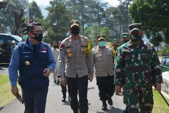 Pangdam III/Siliwangi Dampingi Menteri Pertanian Kunjungi Balai Besar Pelatihan Pertanian Lembang