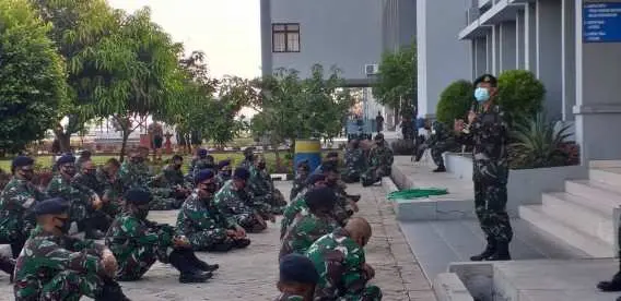 Kadiskum Lantamal III Berikan Penyuluhan Hukum Tentang Narkoba