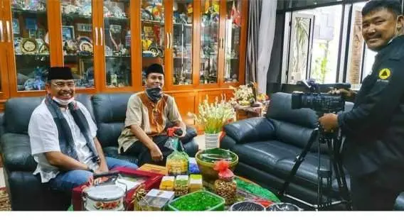 Ngobrol Lebaran di Betawi Bersama Bang Prof. Bahrullah Akbar, M.B.A.