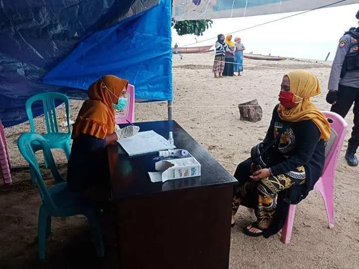 Jalani Pemeriksaan di Desa Kou, Suhu Tubuh FAM Dinyatakan Normal