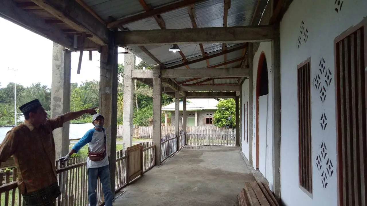 Pembangunan Tak Kunjung Selesai, Warga Keluhkan Genangan Air Saat Turun Hujan