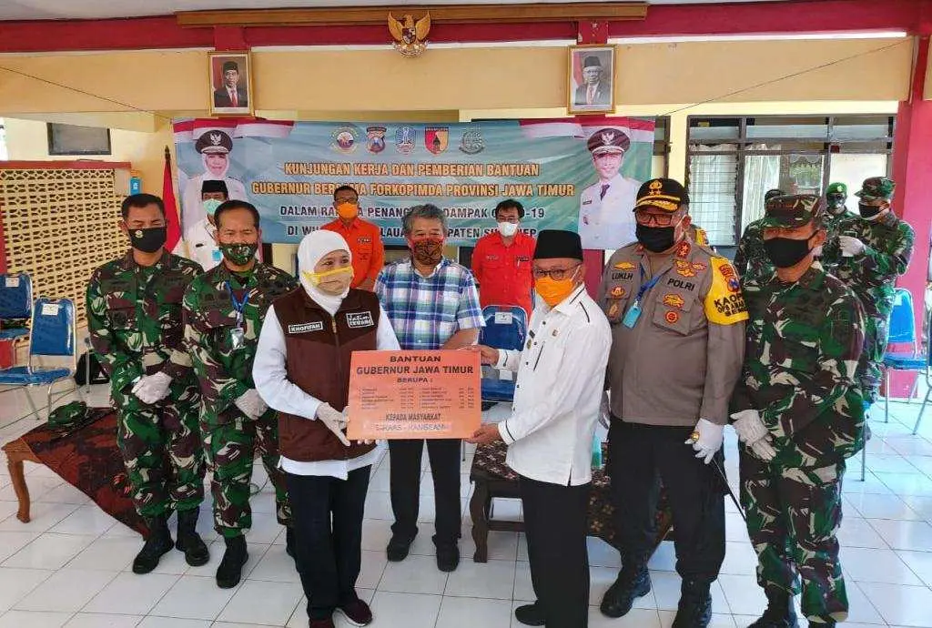 Gubernur Jatim Salurkan 4 Ribu Paket Sembako dan Alat Medis Bagi Warga Kepulauan