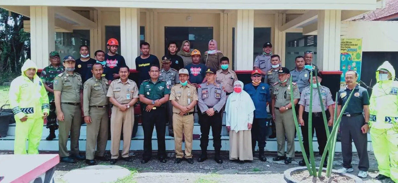 Penyemprotan Disinfektan Sasar Pasar Simo