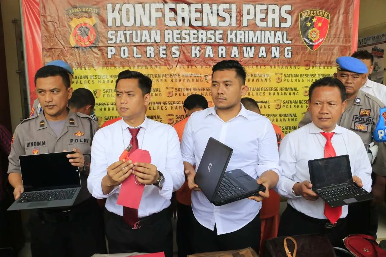 Sat Reskrim Polres Karawang Tangkap 4 Pelaku Curat dengan Modus Pecah Kaca