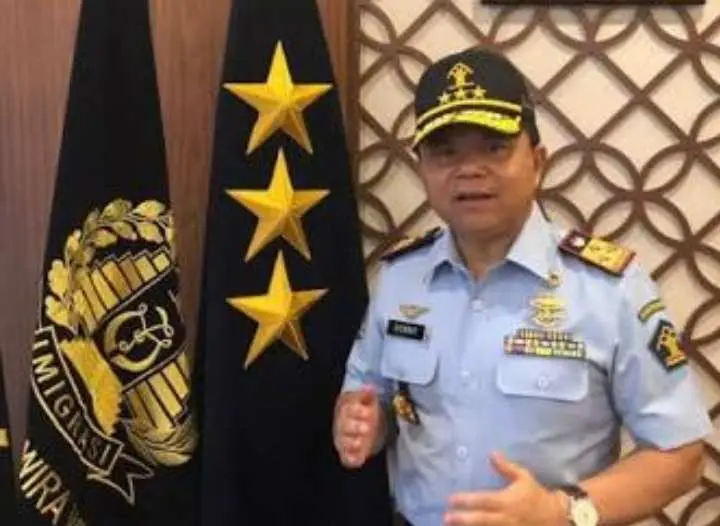 Mantan Dirjen Imigrasi Ronny Sompi Akhirnya Buka Suara